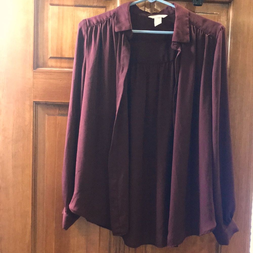 H&M Burgundy Button-down top